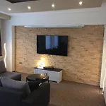 فندق مبيت وإفطار Vulkan Wellness Panzio بيتْش