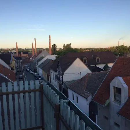 Vulkan Wellness Panzio ペーチ