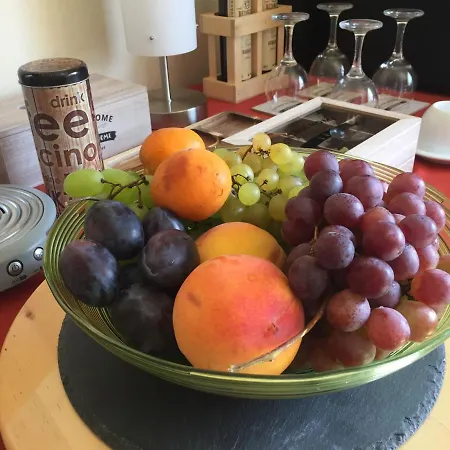 Bed and breakfast Vulkán Wellness Panzió 3*