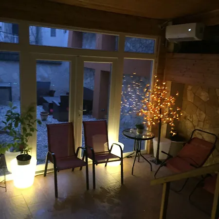 Bed and breakfast Vulkán Wellness Panzió Pécs