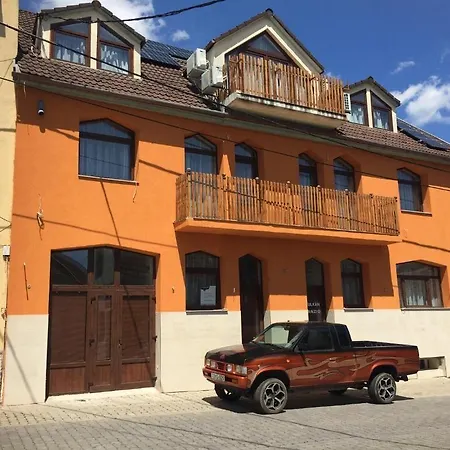 Vulkán Wellness Panzió Bed and breakfast Pécs