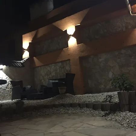 Vulkán Wellness Panzió 3*