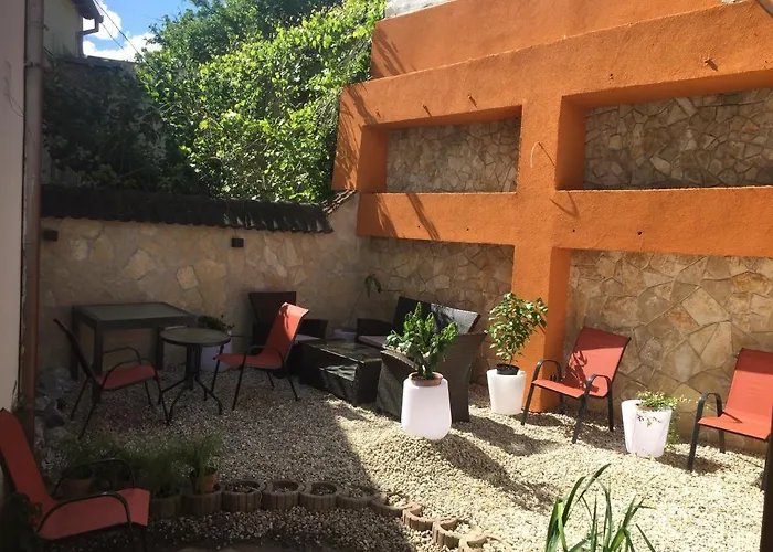 Bed & Breakfast Vulkan Wellness Panzio Pecs