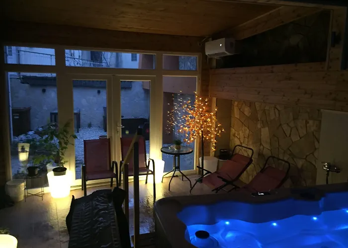 Vulkan Wellness Panzio 3*